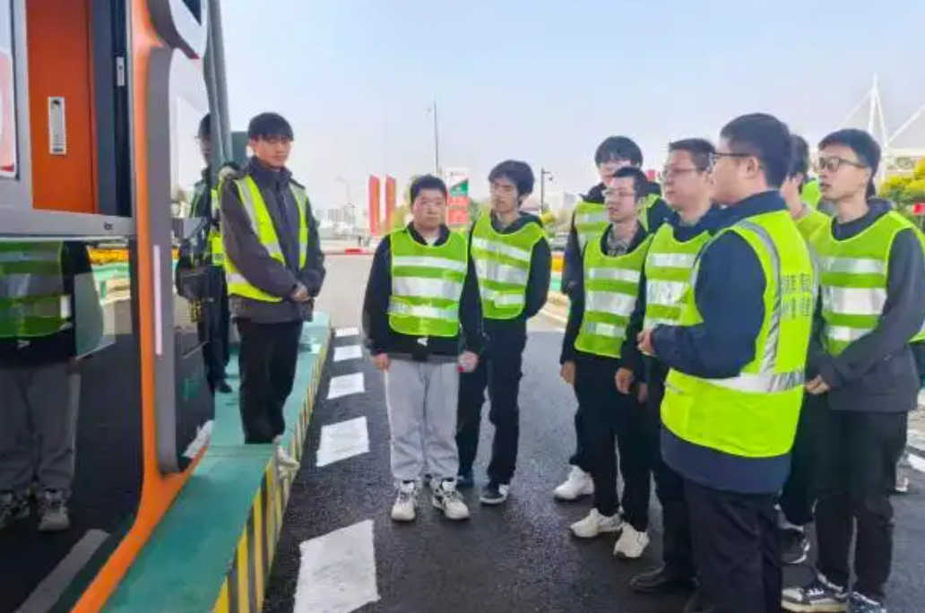 93a24293e60c06a056b6117ba3f9768e.png e1b19fc3-d1c1-4cc0-a9e3-8f5d9c7ea497.png